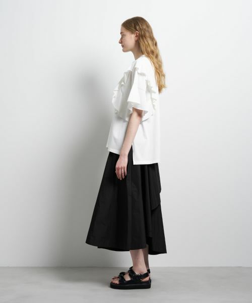 LANVIN en Bleu / ランバン オン ブルー Tシャツ | アシンメフリルカットソー | 詳細10