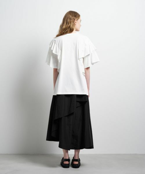 LANVIN en Bleu / ランバン オン ブルー Tシャツ | アシンメフリルカットソー | 詳細11