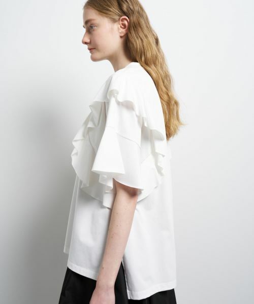 LANVIN en Bleu / ランバン オン ブルー Tシャツ | アシンメフリルカットソー | 詳細13