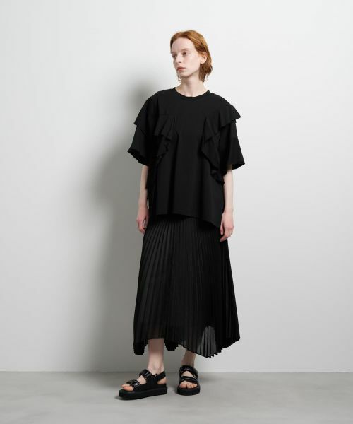 LANVIN en Bleu / ランバン オン ブルー Tシャツ | アシンメフリルカットソー | 詳細17