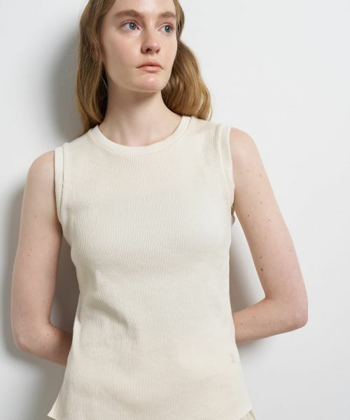 LANVIN en Bleu / ランバン オン ブルー Tシャツ | テレコタンクトップ（オフホワイト）