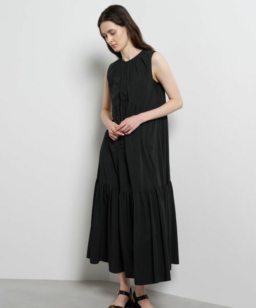 LANVIN en Bleu / ランバン オン ブルー ドレス | エアリータフタギャザーワンピース（ブラック）