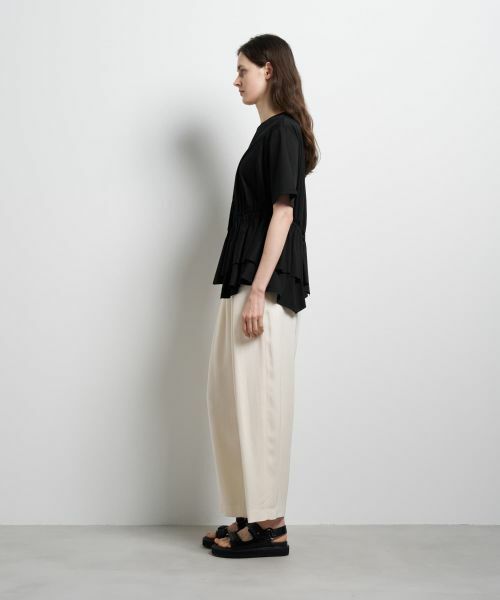 LANVIN en Bleu / ランバン オン ブルー Tシャツ | サイドギャザーフリルカットソー | 詳細9