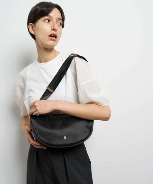 LANVIN en Bleu / ランバン オン ブルー その他小物 | ハーフムーンショルダーバッグ | 詳細4