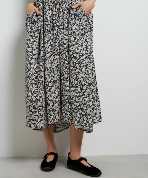 LANVIN en Bleu / ランバン オン ブルー ドレス | Gentle Bloomプリントワンピース | 詳細10