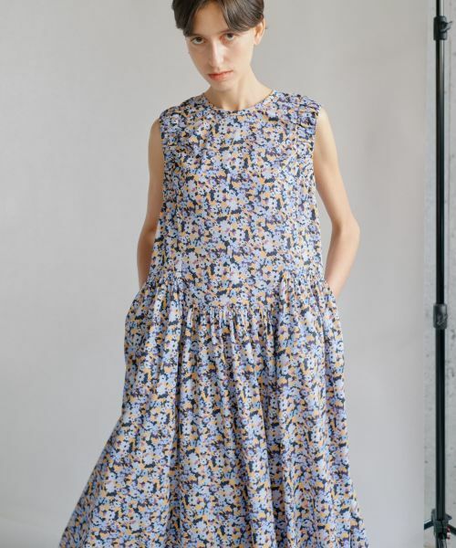 LANVIN en Bleu / ランバン オン ブルー ドレス | Gentle Bloomプリントワンピース(パープル)