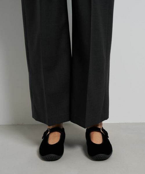 LANVIN en Bleu / ランバン オン ブルー その他パンツ | ウールトロセミワイドパンツ | 詳細11