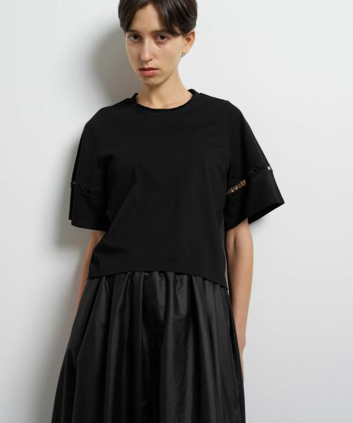 LANVIN en Bleu / ランバン オン ブルー Tシャツ | ロゴレーステープカットソー | 詳細4