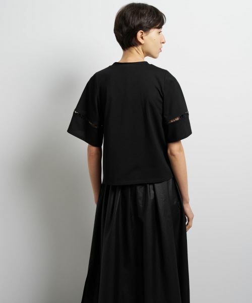 LANVIN en Bleu / ランバン オン ブルー Tシャツ | ロゴレーステープカットソー | 詳細6