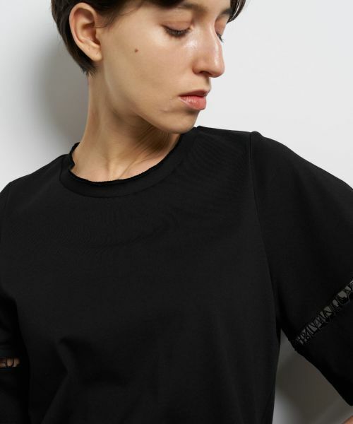 LANVIN en Bleu / ランバン オン ブルー Tシャツ | ロゴレーステープカットソー | 詳細8