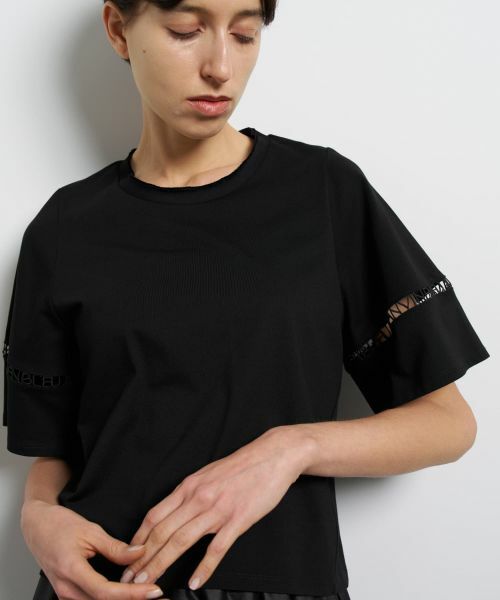 LANVIN en Bleu / ランバン オン ブルー Tシャツ | ロゴレーステープカットソー（ブラック）