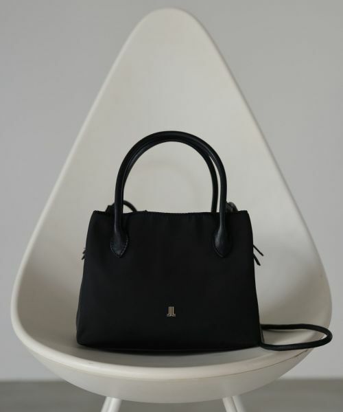LANVIN en Bleu / ランバン オン ブルー その他小物 | ミニスクエアバッグ（ブラック）