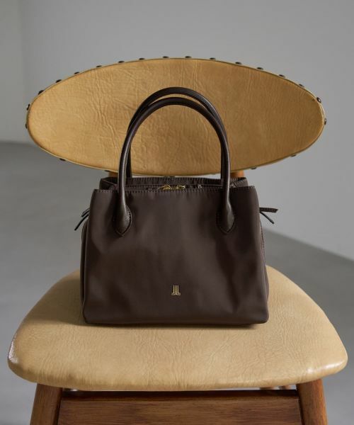 LANVIN en Bleu / ランバン オン ブルー その他小物 | ミニスクエアバッグ（ブラウン）