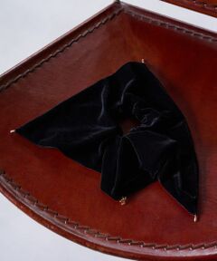 LANVIN en Bleu / ランバン オン ブルー その他小物 | キャットチャームベロアスクエアシュシュ