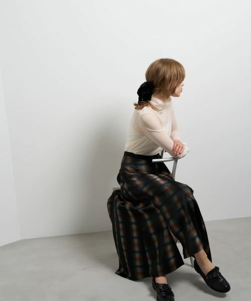 LANVIN en Bleu / ランバン オン ブルー その他小物 | キャットチャームベロアスクエアシュシュ | 詳細3