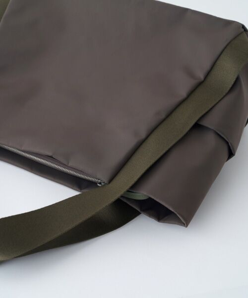 LAQUOH / ラクーオ トートバッグ | ミニマルナイロン　トートL | 詳細2