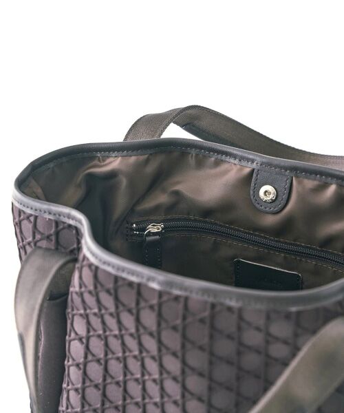 LAQUOH / ラクーオ トートバッグ | エンボスボンディングトートL | 詳細1