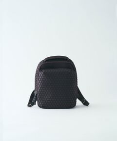 エンボスボンディングリュック