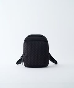 LAQUOH / ラクーオ リュック・バックパック | エンボスボンディングリュック