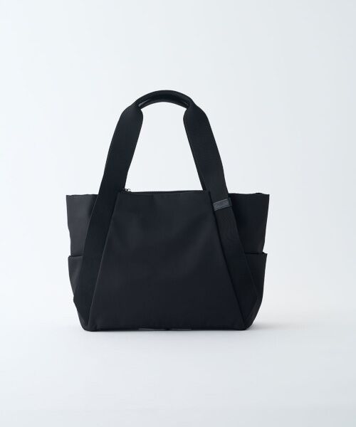 LAQUOH / ラクーオ トートバッグ | ミニマルナイロン　トートM（ブラック）