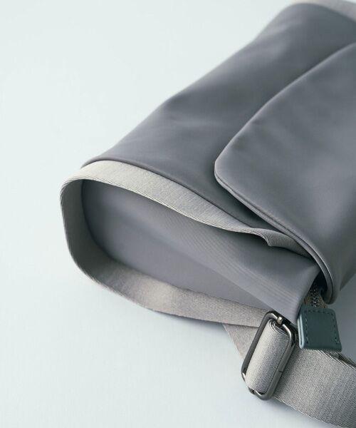 LAQUOH / ラクーオ メッセンジャーバッグ・ウエストポーチ | ミニマルナイロンボディバッグ | 詳細4