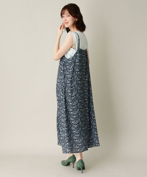 小花フレアーキャミワンピース ロング マキシ丈ワンピース Laura Ashley ローラ アシュレイ ファッション通販 タカシマヤファッションスクエア