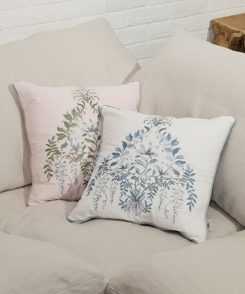 LAURA ASHLEY / ローラ アシュレイ インテリア・インテリア雑貨 | フラワー刺しゅうクッション 45×45cm | 詳細12