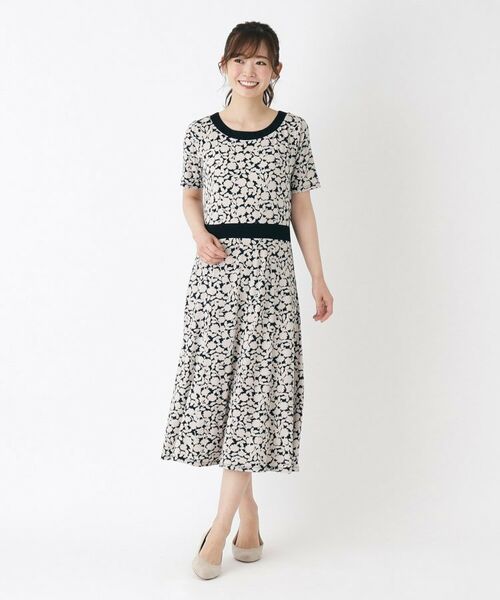 LAURA ASHLEY / ローラ アシュレイ ミニ丈・ひざ丈ワンピース | 【WEB限定／ジャージ素材／同柄アイテムあり】シャドウ フローラル柄 ワンピース | 詳細3