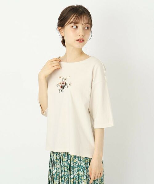 LAURA ASHLEY / ローラ アシュレイ Tシャツ | 【5分袖/洗える/USAコットン100%】バンチドフラワープリントＴシャツ | 詳細1