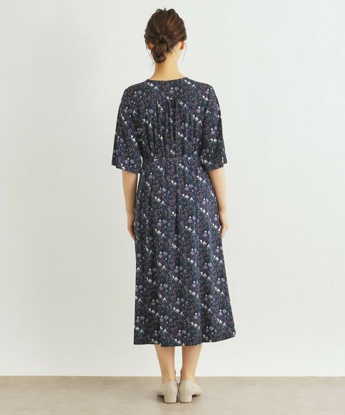 LAURA ASHLEY / ローラ アシュレイ ロング・マキシ丈ワンピース | 【WEB限定／洗える／ジャージ素材】ワイルドメドウ柄ワンピース | 詳細7