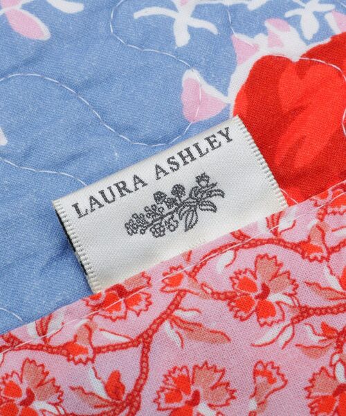 LAURA ASHLEY / ローラ アシュレイ インテリア・インテリア雑貨 | ブリガム パッチワーク柄／カームスデン ポピー柄 洗いキルト マルチカバー 200×240㎝ | 詳細2