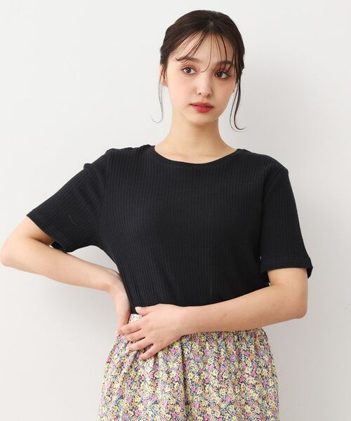 LAURA ASHLEY/ローラ アシュレイ 【洗える/ストレッチ】アイレット ベーシックカットソー ブラック(019) 38(M) LAURA ASHLEY/ローラ アシュレイ 【洗える/ストレッチ】アイレット ベーシックカットソー ブラック(019) 38(M)