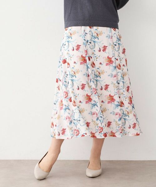 LAURA ASHLEY/ローラ アシュレイ 【洗える/同柄アイテムあり】ローザリンド柄シフォンスカート ホワイト(101) 38(M) LAURA ASHLEY/ローラ アシュレイ 【洗える/同柄アイテムあり】ローザリンド柄シフォンスカート ホワイト(101) 38(M)