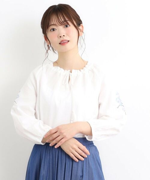 LAURA ASHLEY / ローラ アシュレイ シャツ・ブラウス | 【コットン100％／刺繍入り】ウェストウェル バンチ柄刺繍ブラウス | 詳細1