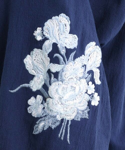 LAURA ASHLEY / ローラ アシュレイ シャツ・ブラウス | 【コットン100％／刺繍入り】ウェストウェル バンチ柄刺繍ブラウス | 詳細12