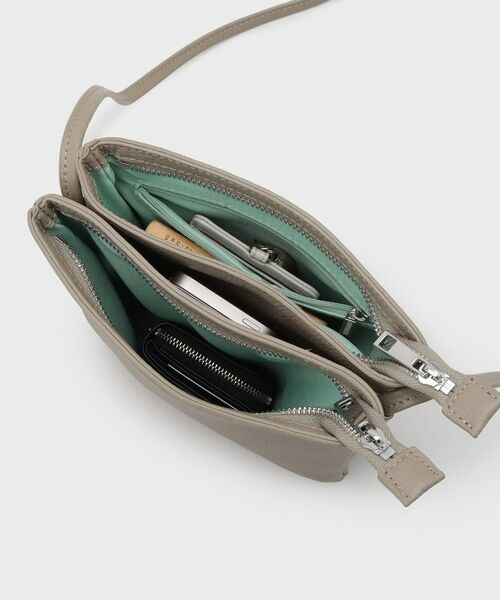 LAURA ASHLEY / ローラ アシュレイ ショルダーバッグ | 【牛革レザー／ショルダー長さ調節可】フラットバッグ | 詳細20