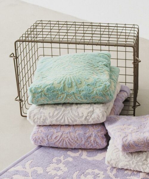 LAURA ASHLEY/ローラ アシュレイ マドックス柄 バスタオル ライトベージュ(151) 00(FREE) LAURA ASHLEY/ローラ アシュレイ マドックス柄 バスタオル ライトベージュ(151) 00(FREE)
