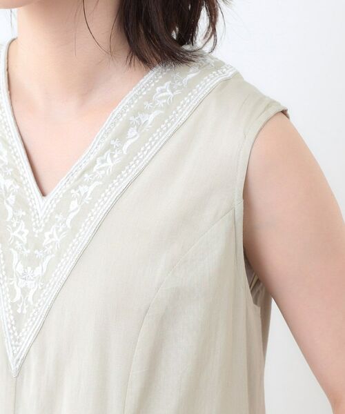 LAURA ASHLEY / ローラ アシュレイ ロング・マキシ丈ワンピース | 【コットン100%/インド綿/刺繍入り】Vネックワンピース | 詳細18