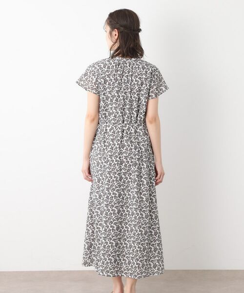 LAURA ASHLEY / ローラ アシュレイ ロング・マキシ丈ワンピース | 【コットン100%/洗える/同柄アイテムあり】ハーゲート リーブス柄 ボウタイワンピース | 詳細11