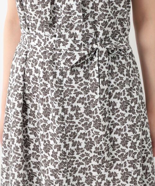 LAURA ASHLEY / ローラ アシュレイ ロング・マキシ丈ワンピース | 【コットン100%/洗える/同柄アイテムあり】ハーゲート リーブス柄 ボウタイワンピース | 詳細14