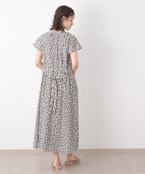 LAURA ASHLEY / ローラ アシュレイ ロング・マキシ丈ワンピース | 【コットン100%/洗える/同柄アイテムあり】ハーゲート リーブス柄 ボウタイワンピース | 詳細7