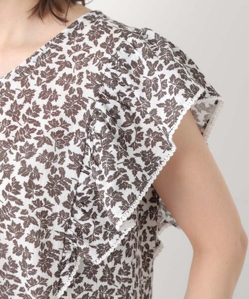 LAURA ASHLEY / ローラ アシュレイ シャツ・ブラウス | 【コットン100％／洗える／同柄アイテムあり】ハーゲート リーブス柄 フリルブラウス | 詳細13