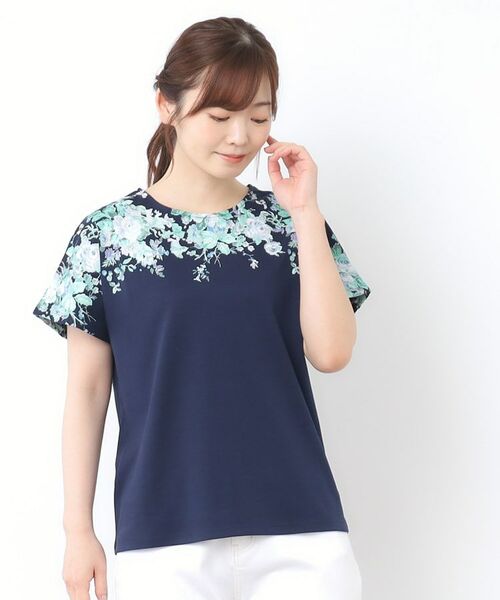 接触冷感/コットン100％】ローズモア柄 ラインTシャツ