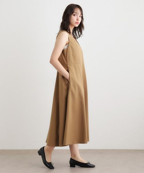 LAURA ASHLEY / ローラ アシュレイ ロング・マキシ丈ワンピース | 【ツイルストレッチ／洗える】Vネックフレアジャンスカ | 詳細3