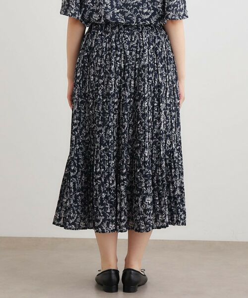 LAURA ASHLEY / ローラ アシュレイ ロング・マキシ丈スカート | 【ウエストゴム／同柄アイテムあり】アイロンワーク スクロール柄 スカート | 詳細11