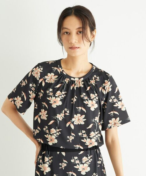 LAURA ASHLEY/ローラ アシュレイ 【洗える/ジャージ素材/同柄アイテムあり】ミラ柄プルオーバー ブラック(119) 38(M) LAURA ASHLEY/ローラ アシュレイ 【洗える/ジャージ素材/同柄アイテムあり】ミラ柄プルオーバー ブラック(119) 38(M)