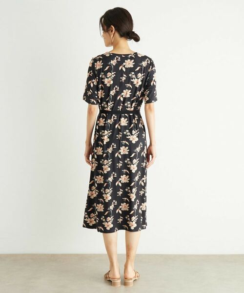 LAURA ASHLEY / ローラ アシュレイ ロング・マキシ丈ワンピース | 【洗える/ジャージ素材/同柄アイテムあり】ミラ柄ワンピース | 詳細7