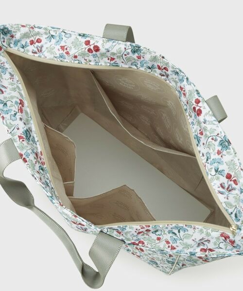 LAURA ASHLEY / ローラ アシュレイ トートバッグ | 【STORY掲載！/撥水加工/キャリーセット可】ロサ サンクタ柄 トラベル トートバッグ | 詳細15