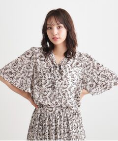 LAURA ASHLEY / ローラ アシュレイ シャツ・ブラウス | 【ボウタイ／同柄アイテムあり】アイロンワーク スクロール柄ブラウス