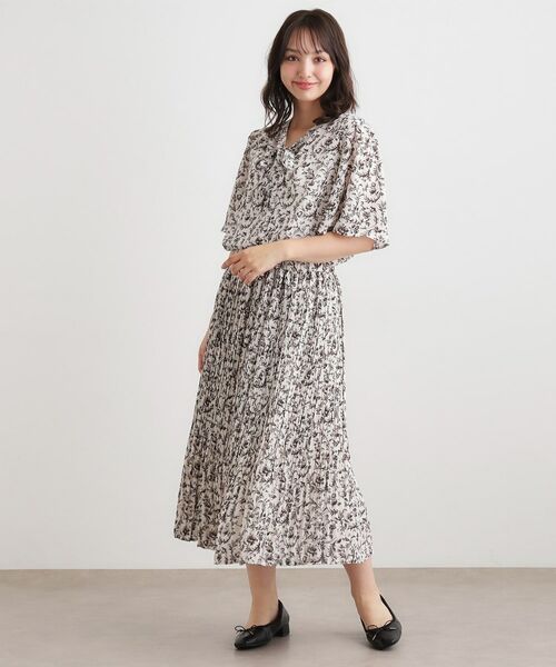 LAURA ASHLEY / ローラ アシュレイ シャツ・ブラウス | 【ボウタイ／同柄アイテムあり】アイロンワーク スクロール柄ブラウス | 詳細2